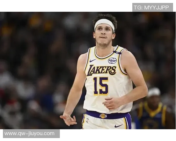 里夫斯回忆浓眉被交易时的反应称以为是玩笑话