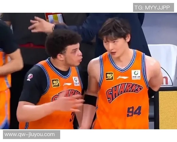 上海男篮兵强马壮王哲林张镇麟洛夫顿古德温弗格领衔全力冲击新赛季 上海男篮兵强马壮王哲林张镇麟洛夫顿古德温弗格领衔全力冲击新赛季