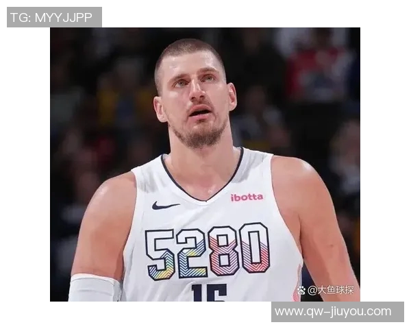 约基奇追平大O成NBA历史单场35分15篮板10助攻纪录的传奇时刻