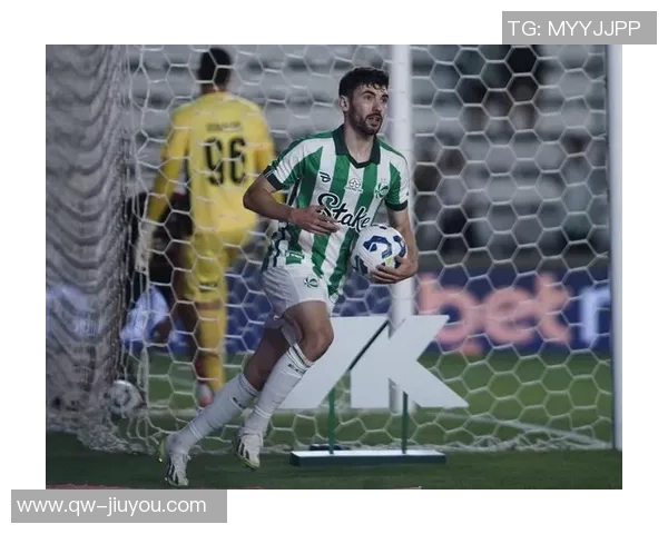 米兰关注19岁边锋拉扬本赛季巴甲已打入11球