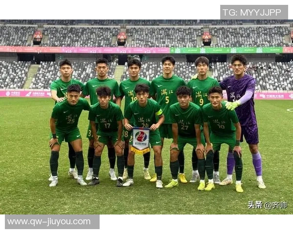 国足U22熊猫杯强阵出击王钰栋领衔王博豪依木兰入选