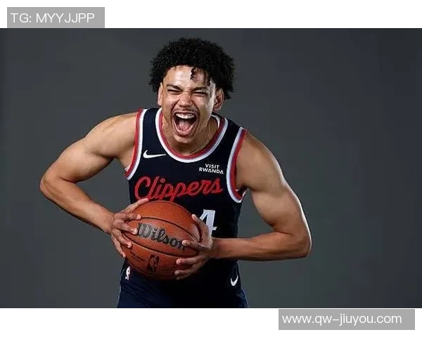 小鲍德温身高激增至213米快船队新星展现惊人潜力与成长